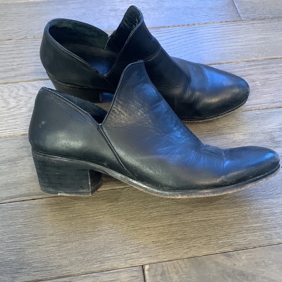 Cartel Leather Ankle Slip On Booties - Picture 6 of 13